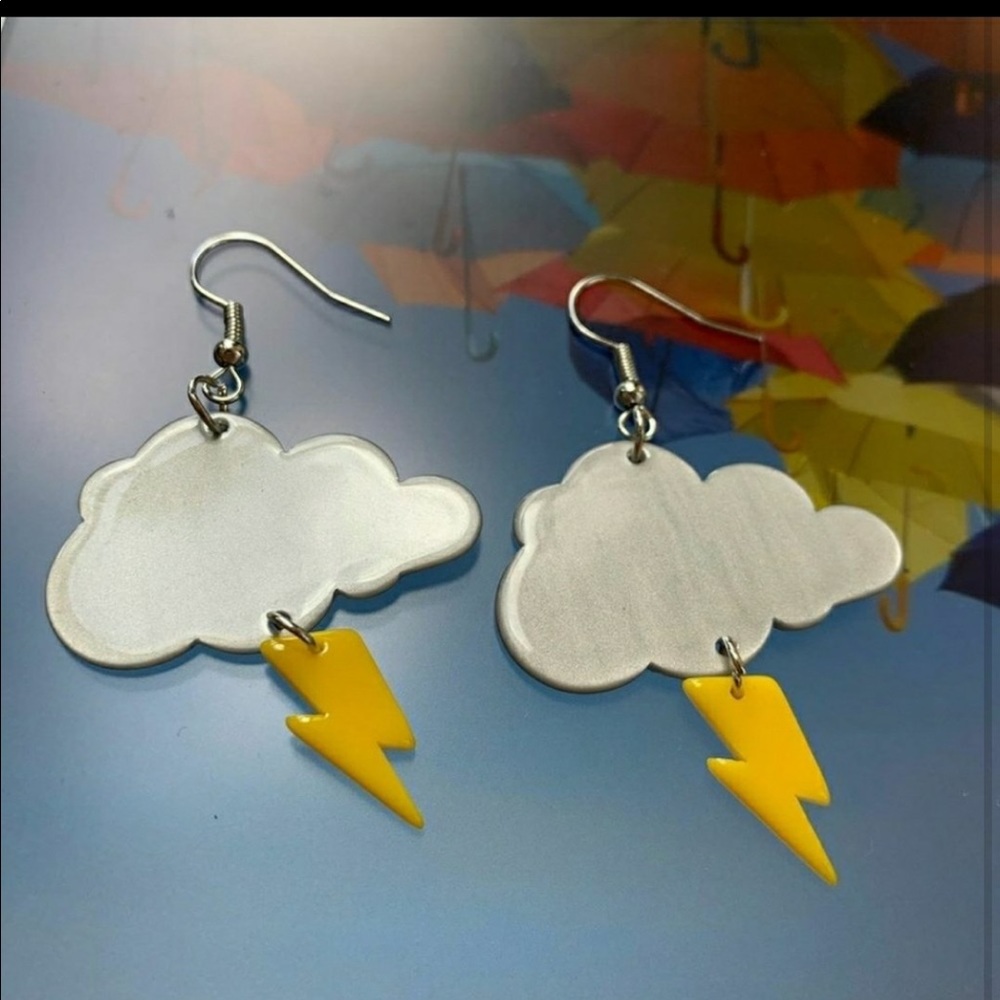 Fashion Dark Cloud Gray Acrylic Earrings ☁️